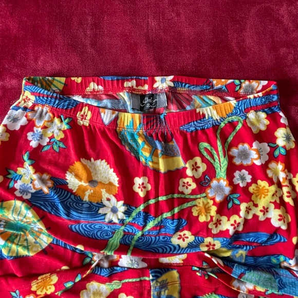 Slinky Brand red oriental floral print textured midi skirt - Picture 4 of 5